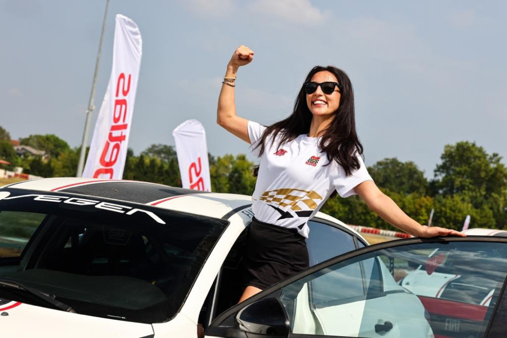 G&uuml;zel Oyuncu Sevde Zehra Yıldırım  Ralli Tutkunu &Ccedil;ıktı